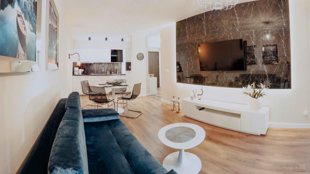 Apartment Silence Triventi Szmaragd